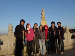 emei mountain summit teachers china